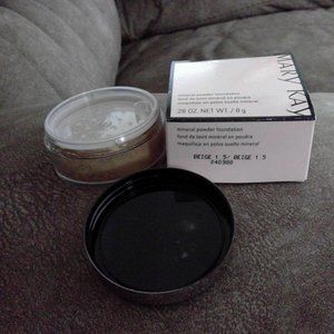 MK Mineral Powder Beige 1.5